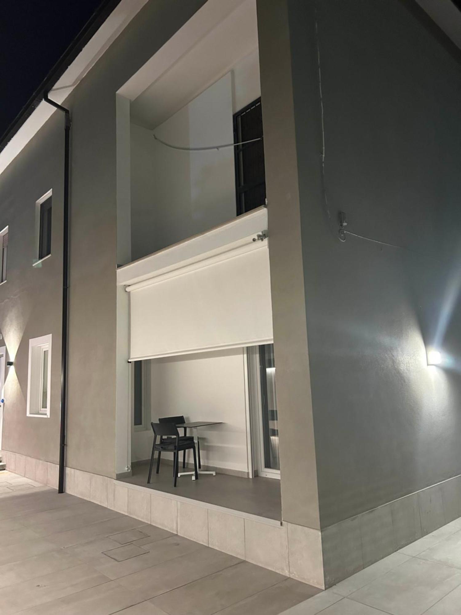 Casa Stazione Pescara Acomodação com café da manhã Exterior foto